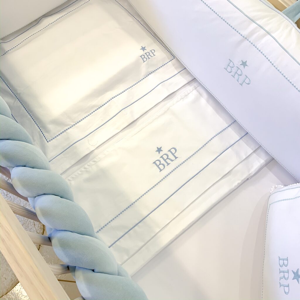Enxoval de bebê personalizado vale a pena?